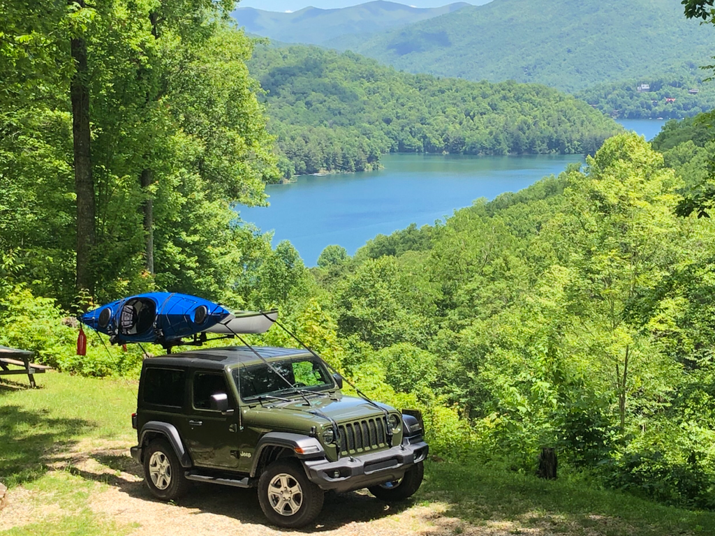 Jeep with Hitchmount-Rack in its natural habitat!